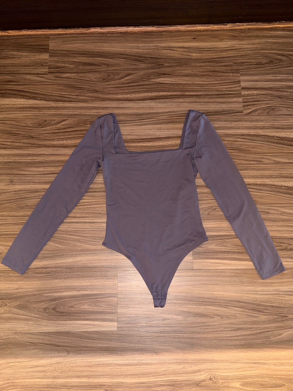 Aritzia Babaton Contour Squareneck Long Sleeve One Piece Bodysuit Shirt
